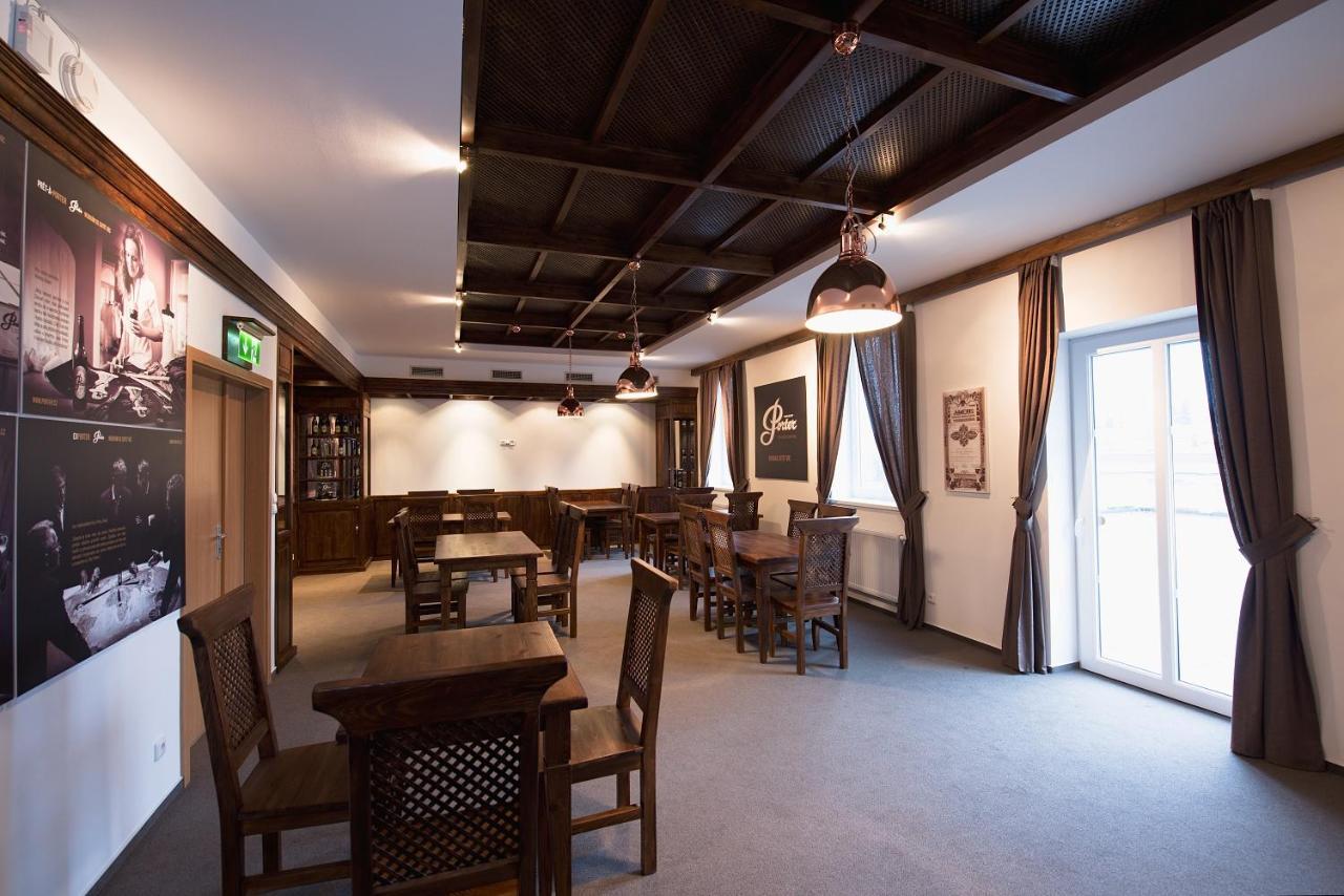Hotel Slavia Svitavy Εξωτερικό φωτογραφία