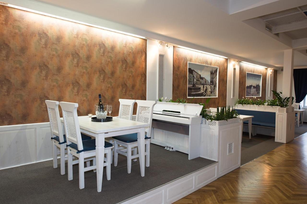 Hotel Slavia Svitavy Εξωτερικό φωτογραφία